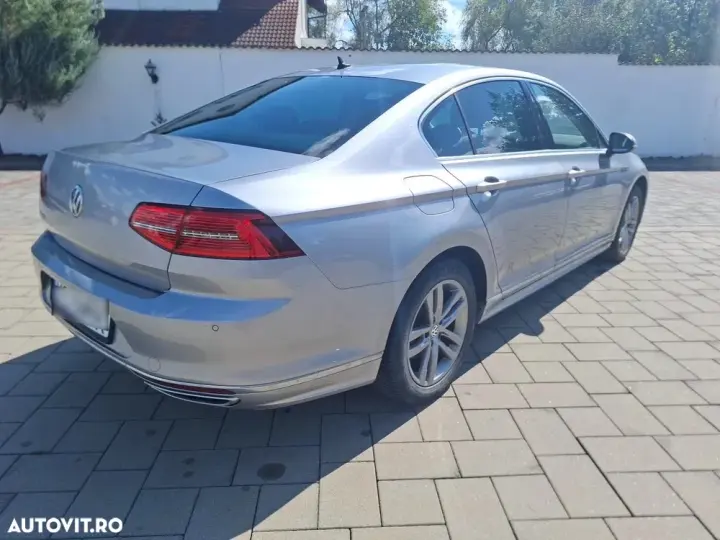 Volkswagen Passat B8 2.0 TDI DSG R Executive