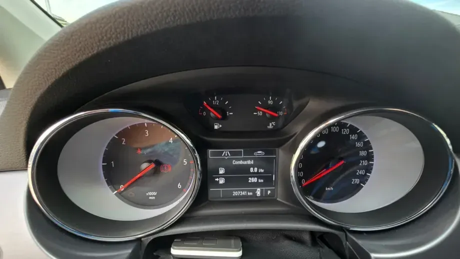 Opel Astra K — imagine 4