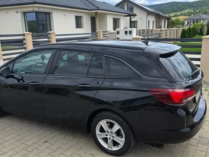 Opel Astra K