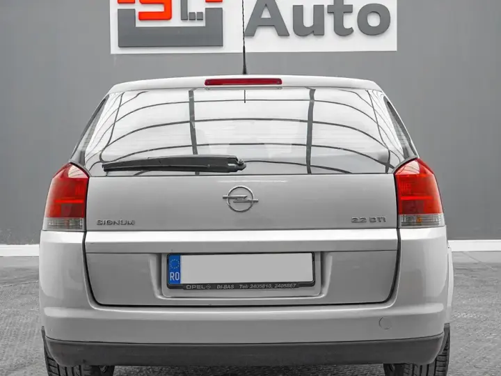 Opel Signum