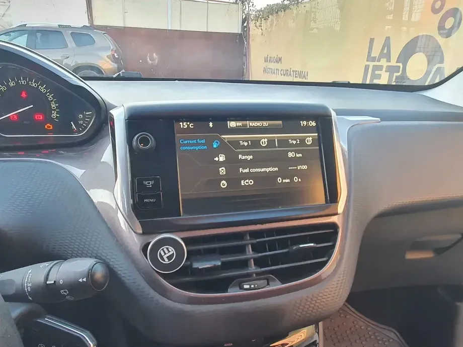 Peugeot 2008 I 1.6 e-HDi FAP STT Active — imagine 6
