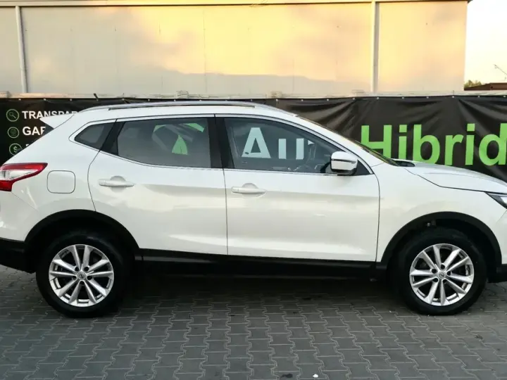 Nissan Qashqai II 1.6 DCI Xtronic N-Connecta