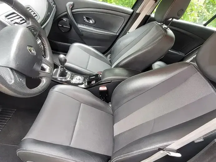 Renault Mégane III ENERGY dCi 110 Start & Stop Bose Edition