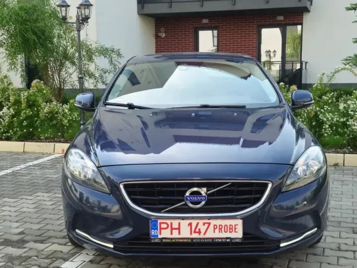 Volvo V40 II D4 RDesign
