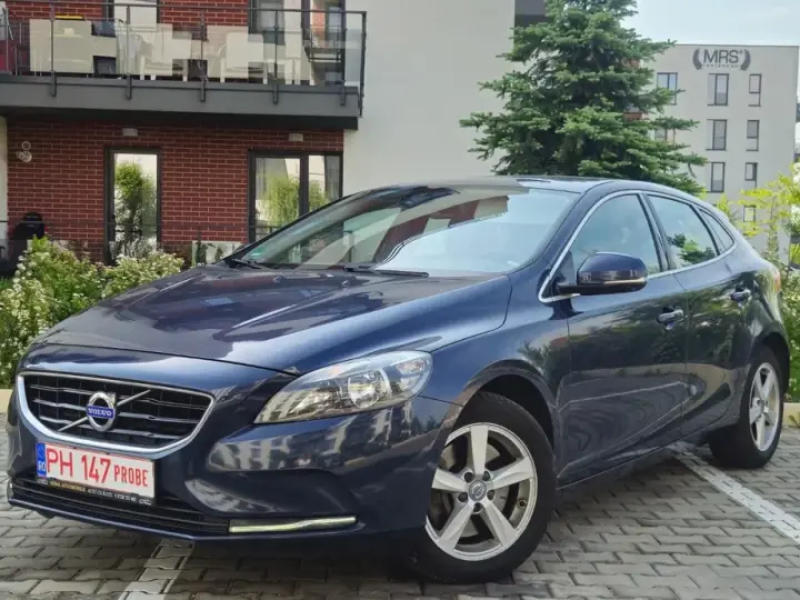 Volvo V40 II D4 RDesign