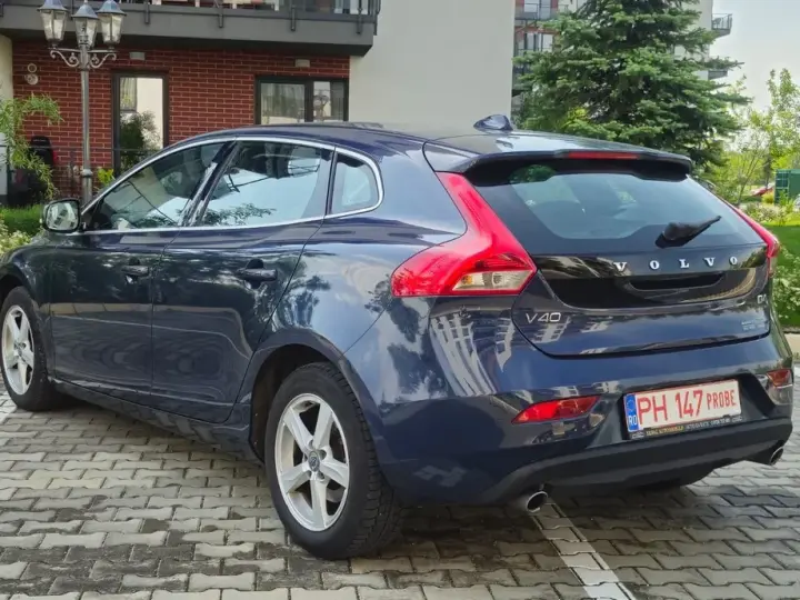 Volvo V40 II D4 RDesign