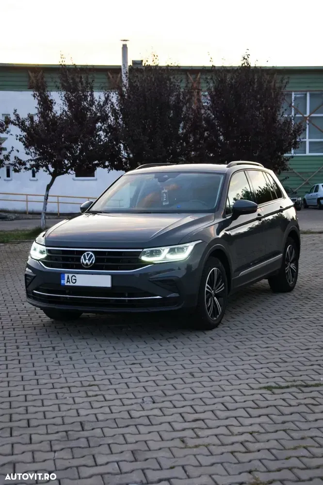 Volkswagen Tiguan 2.0 TDI DSG Life — imagine 4