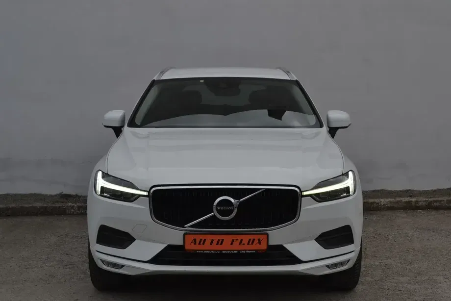 Volvo XC 60 B4 D AWD Geartronic Momentum Pro — imagine 2