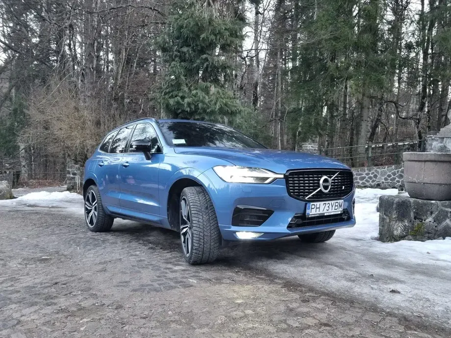 Volvo XC 60 II B4 MHEV AT8 AWD R-Design — imagine 4