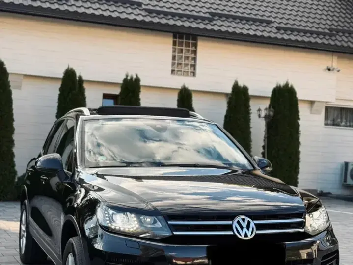 Volkswagen Touareg