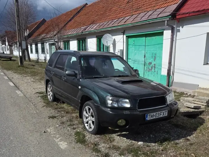 Subaru Forester 2.0 Turbo