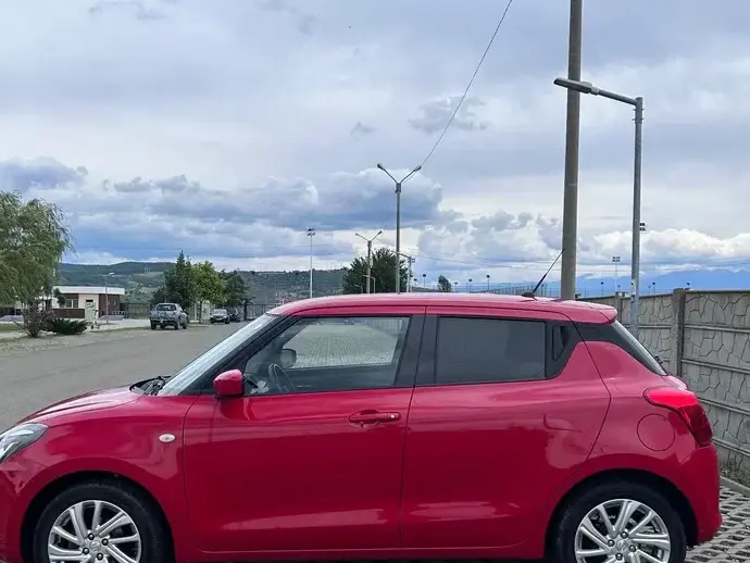 Suzuki Swift VI 1.2 Dualjet 12V MHEV Passion