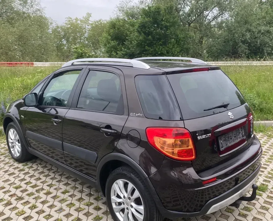 Suzuki SX4 I 2.0 DDIS 4x4 Style — imagine 6