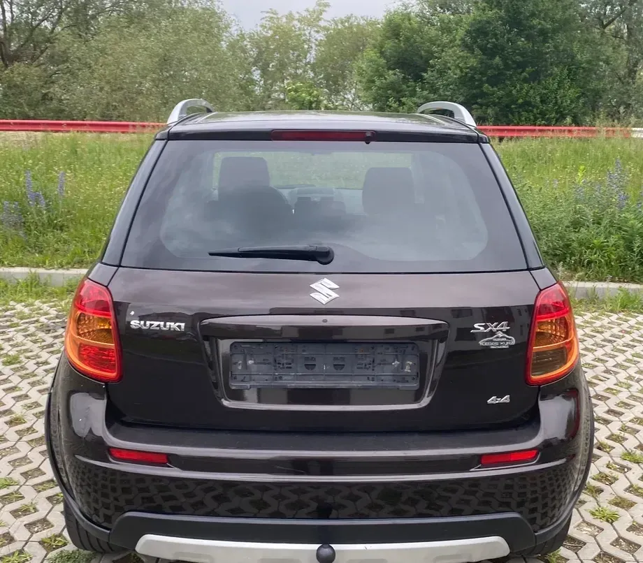 Suzuki SX4 I 2.0 DDIS 4x4 Style — imagine 5