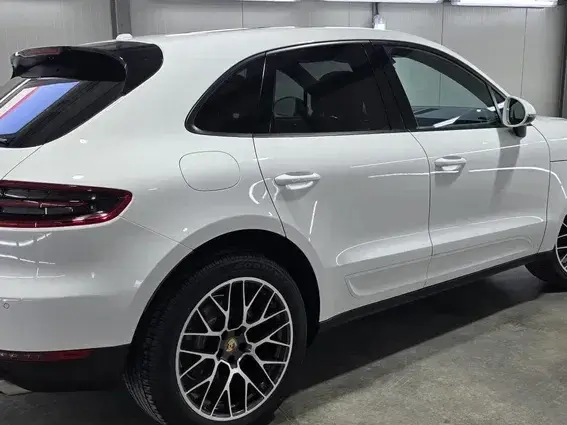 Porsche Macan PDK