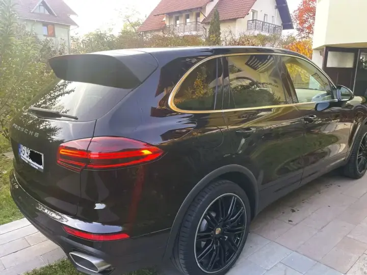 Porsche Cayenne 3.0 L