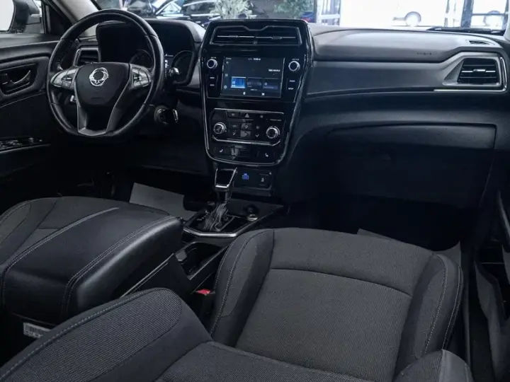 SsangYong Tivoli 1.5 T-GDi 2WD Automatik Sapphire
