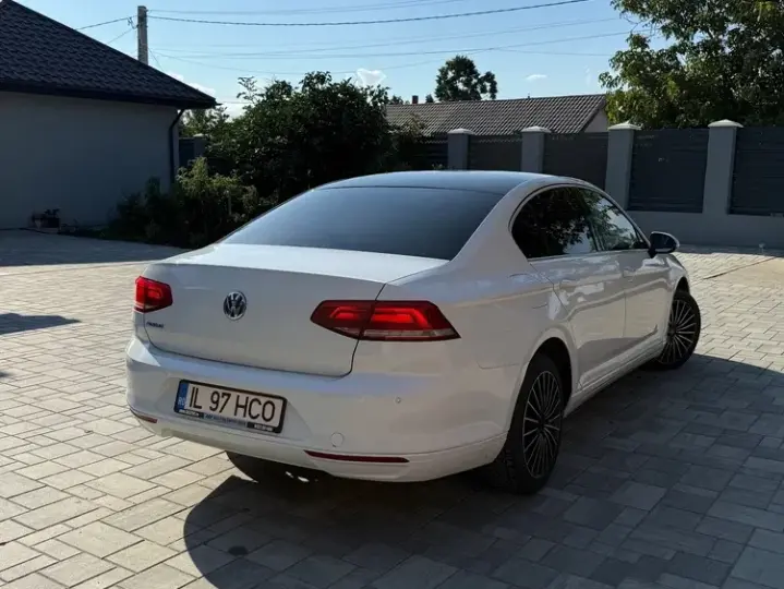 Volkswagen Passat B8 2.0 TDI DSG Comfortline