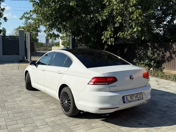 Volkswagen Passat B8 2.0 TDI DSG Comfortline