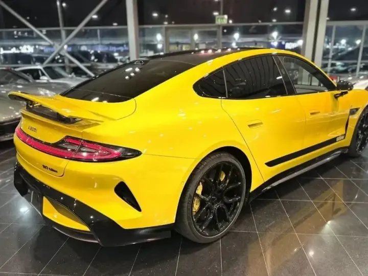 Xiaomi SU7