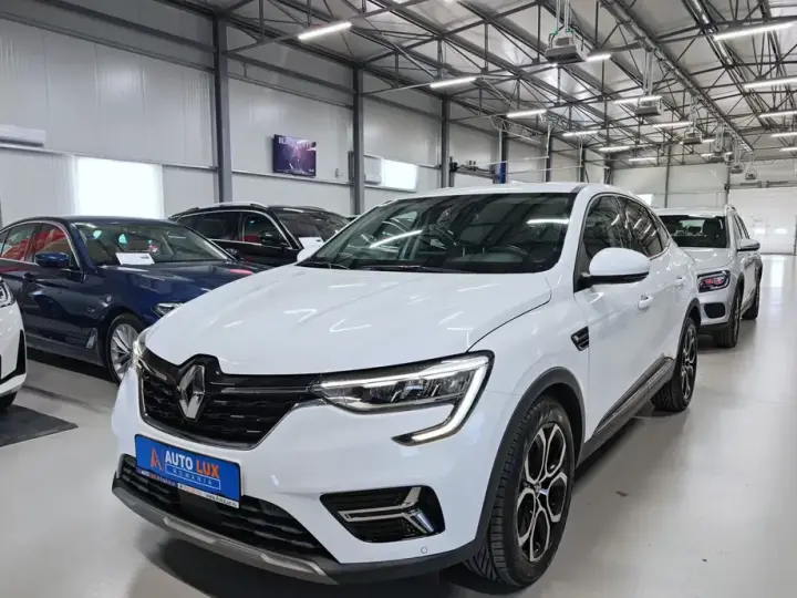 Renault Arkana E-TECH Intens