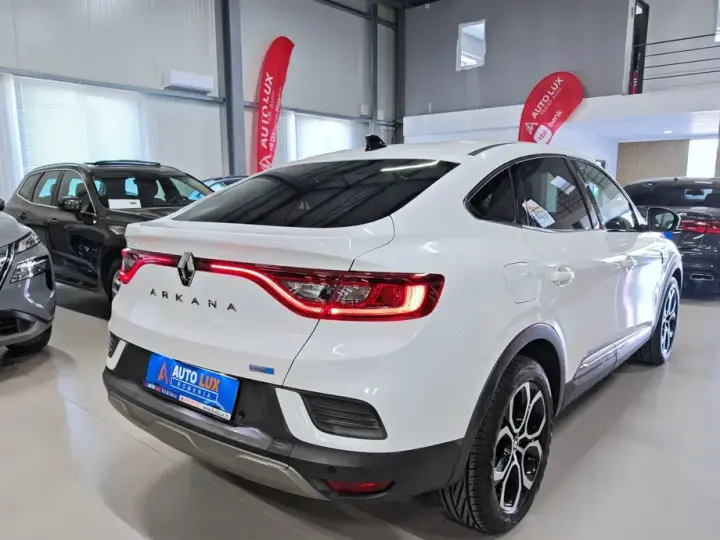 Renault Arkana E-TECH Intens