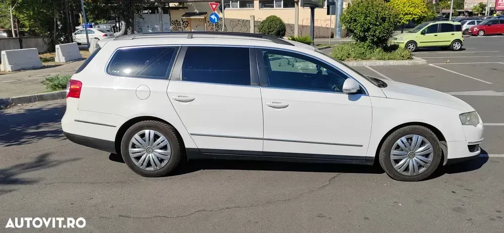 Volkswagen Passat 2.0 TDI Blue TDI DSG Comfortline — imagine 3