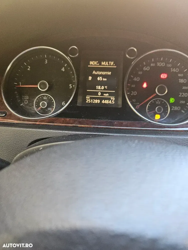 Volkswagen Passat 2.0TDI Comfortline DPF DSG — imagine 6