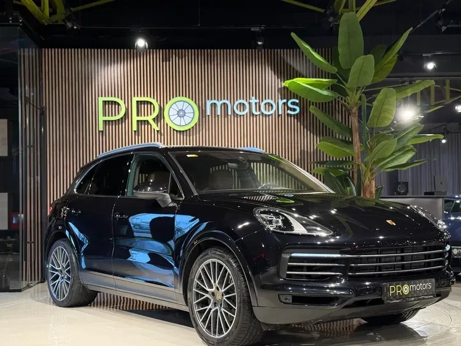 Porsche Cayenne — imagine 3