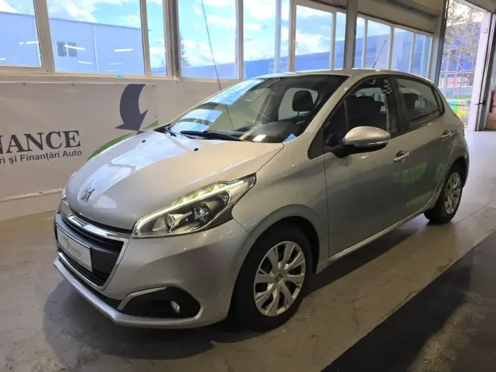 Peugeot 208 I 1.6 BlueHDi FAP Style
