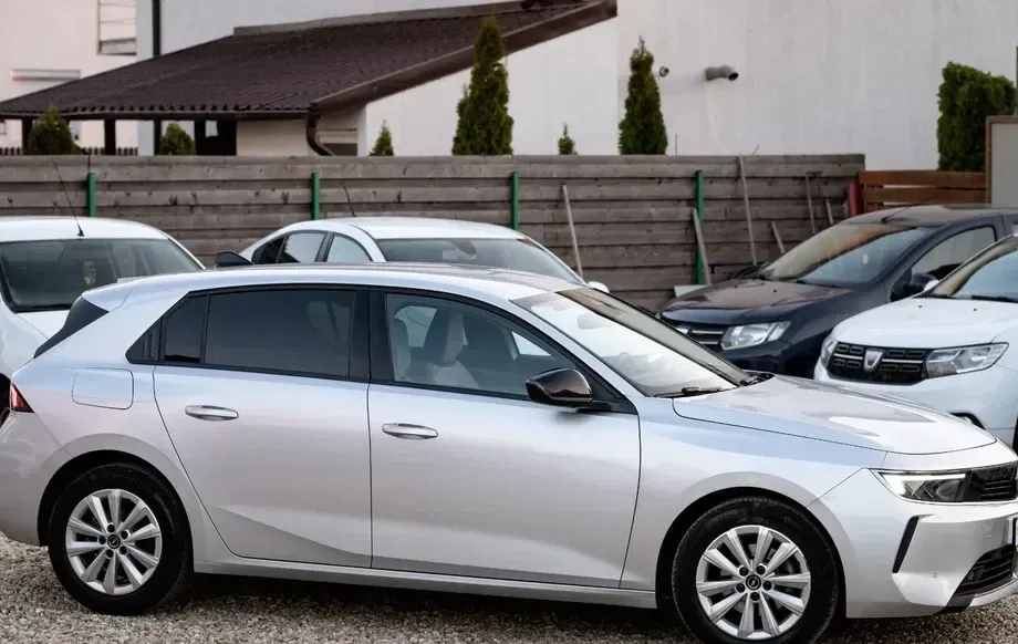 Opel Astra L 1.2L Turbo Start/Stop AT8 Edition — imagine 5