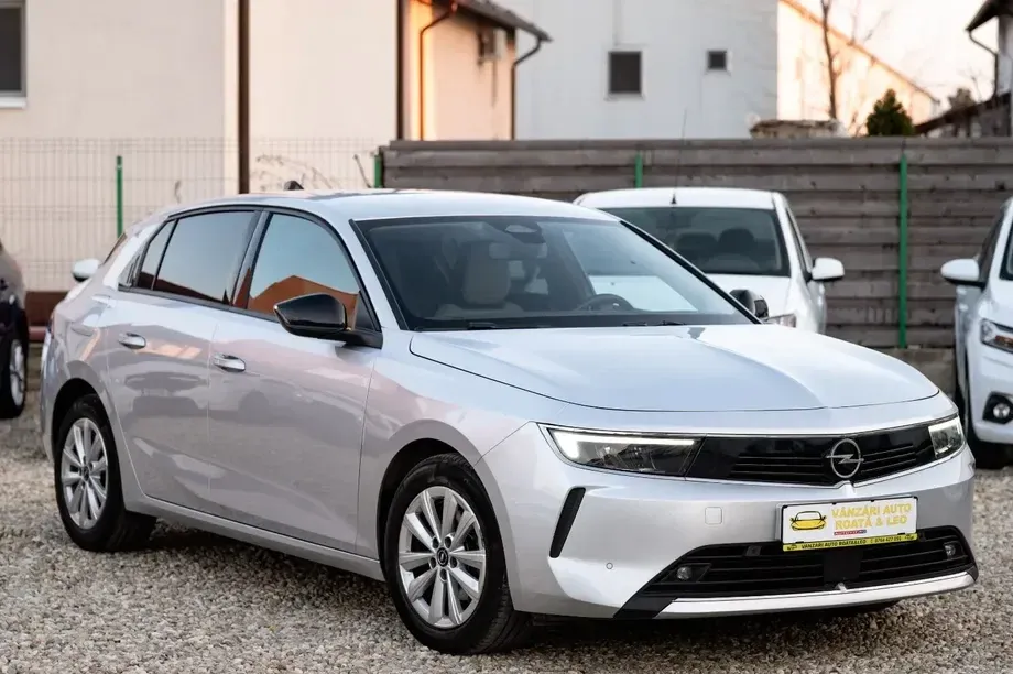Opel Astra L 1.2L Turbo Start/Stop AT8 Edition — imagine 4