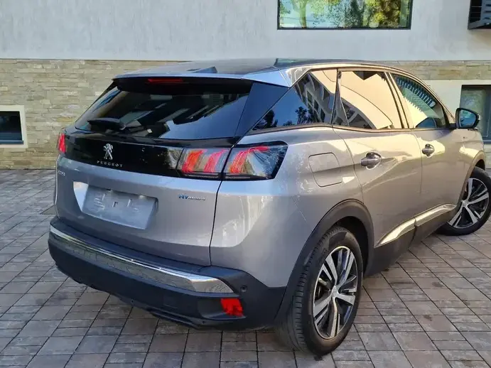 Peugeot 3008 PHEV 300 EAT8 4X4 Allure Pack