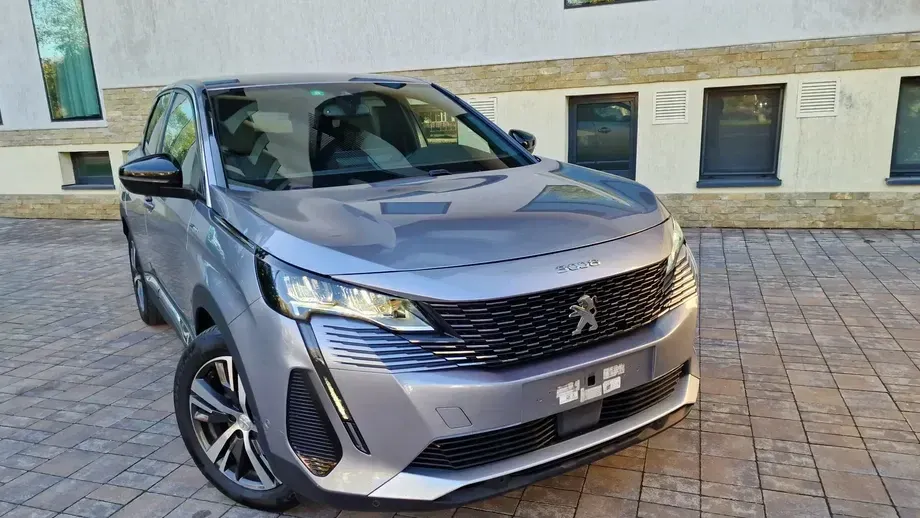 Peugeot 3008 PHEV 300 EAT8 4X4 Allure Pack — imagine 3
