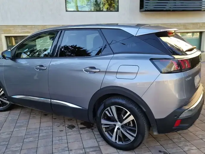 Peugeot 3008 PHEV 300 EAT8 4X4 Allure Pack