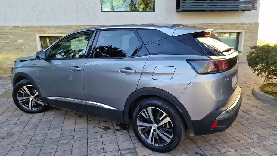 Peugeot 3008 PHEV 300 EAT8 4X4 Allure Pack — imagine 6
