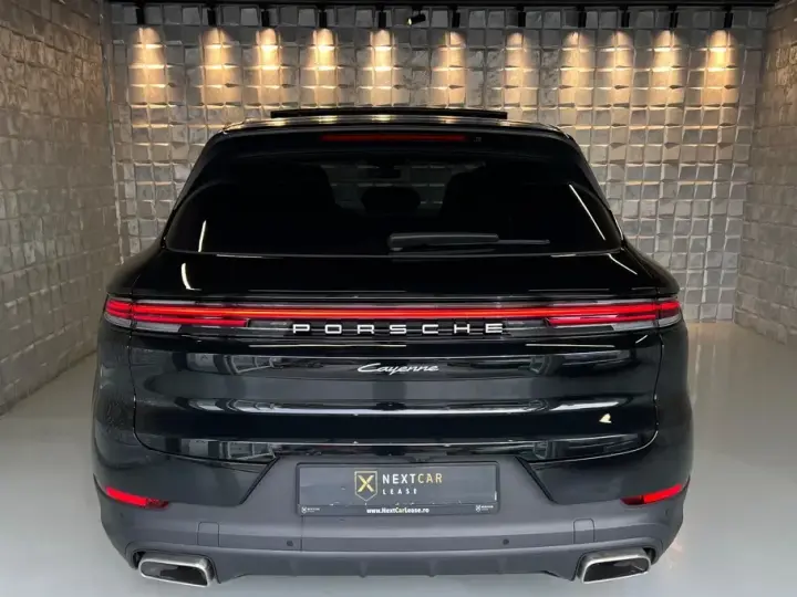 Porsche Cayenne Standard