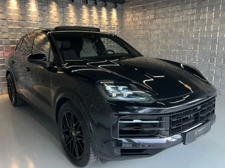 Porsche Cayenne Standard