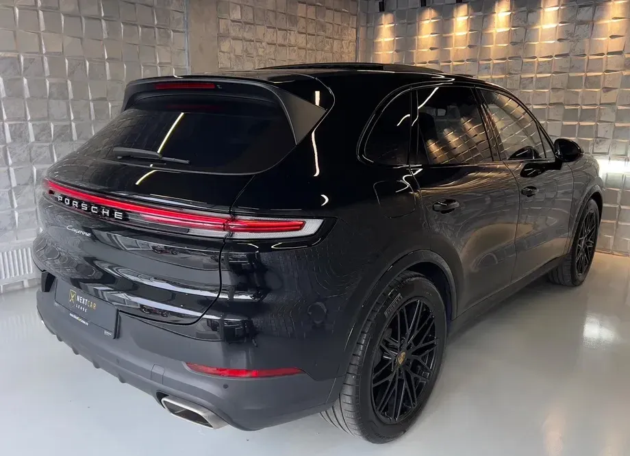 Porsche Cayenne Standard — imagine 4