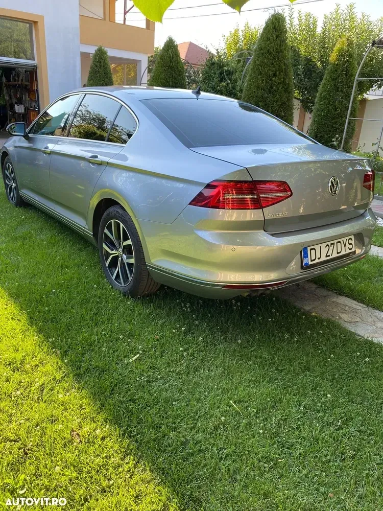 Volkswagen Passat B8 2.0 TDI DSG 4Mot Highline — imagine 3