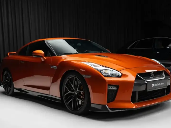 Nissan GT-R