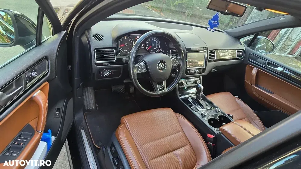 Volkswagen Touareg — imagine 6