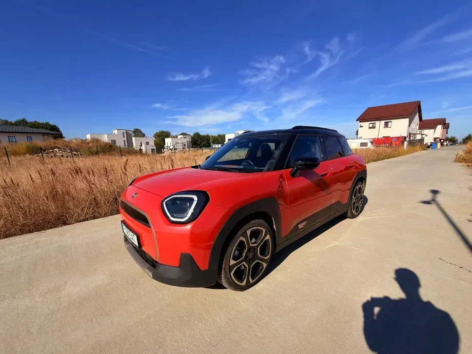 MINI Aceman Cooper E 42.5 kWh — imagine 3