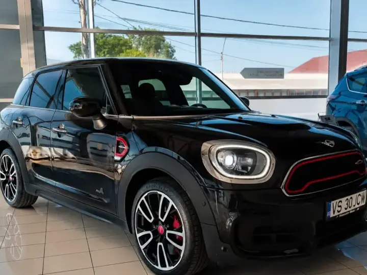 MINI John Cooper Works ALL4 AT