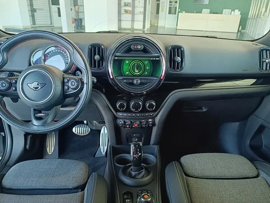 MINI John Cooper Works ALL4 AT — imagine 5