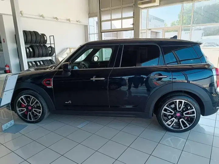 MINI John Cooper Works ALL4 AT