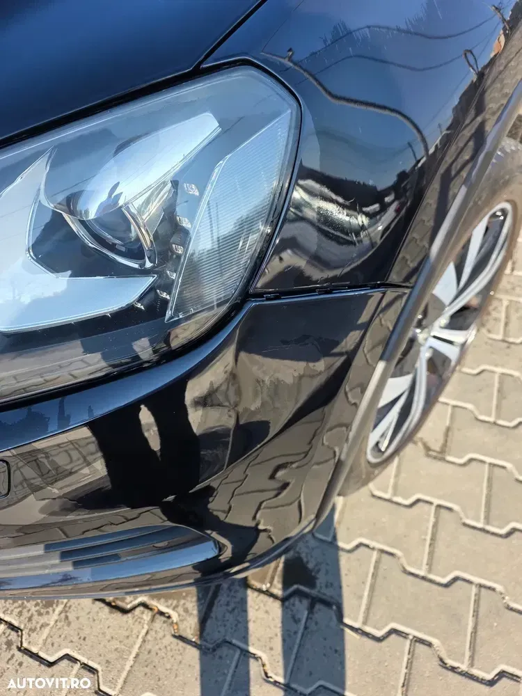 Volkswagen Touareg — imagine 5