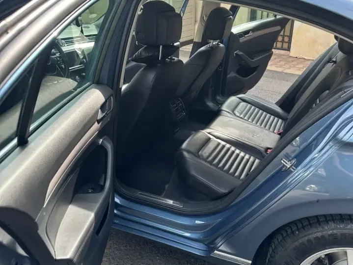 Volkswagen Passat B8 2.0 TDI DSG Comfortline
