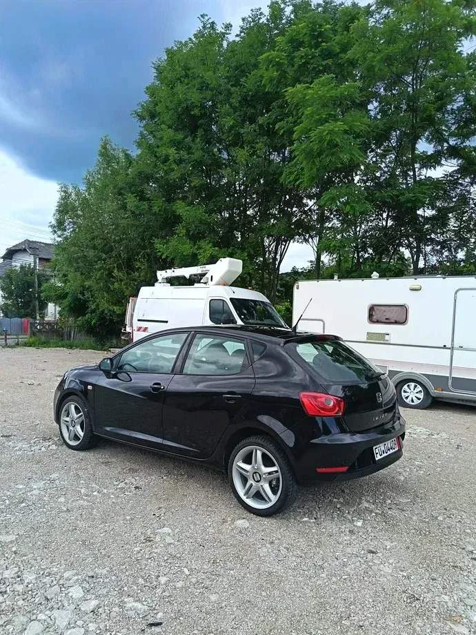 Seat Ibiza IV 1.6 TDI CR Style 4YOU — imagine 4