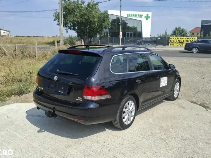 Volkswagen Golf 1.6 TDI BlueMotion Technology DPF Comfortline
